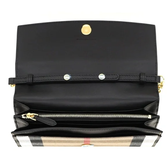 Burberry Henley Chain Crossbody House Check Black New - Picture 7 of 7